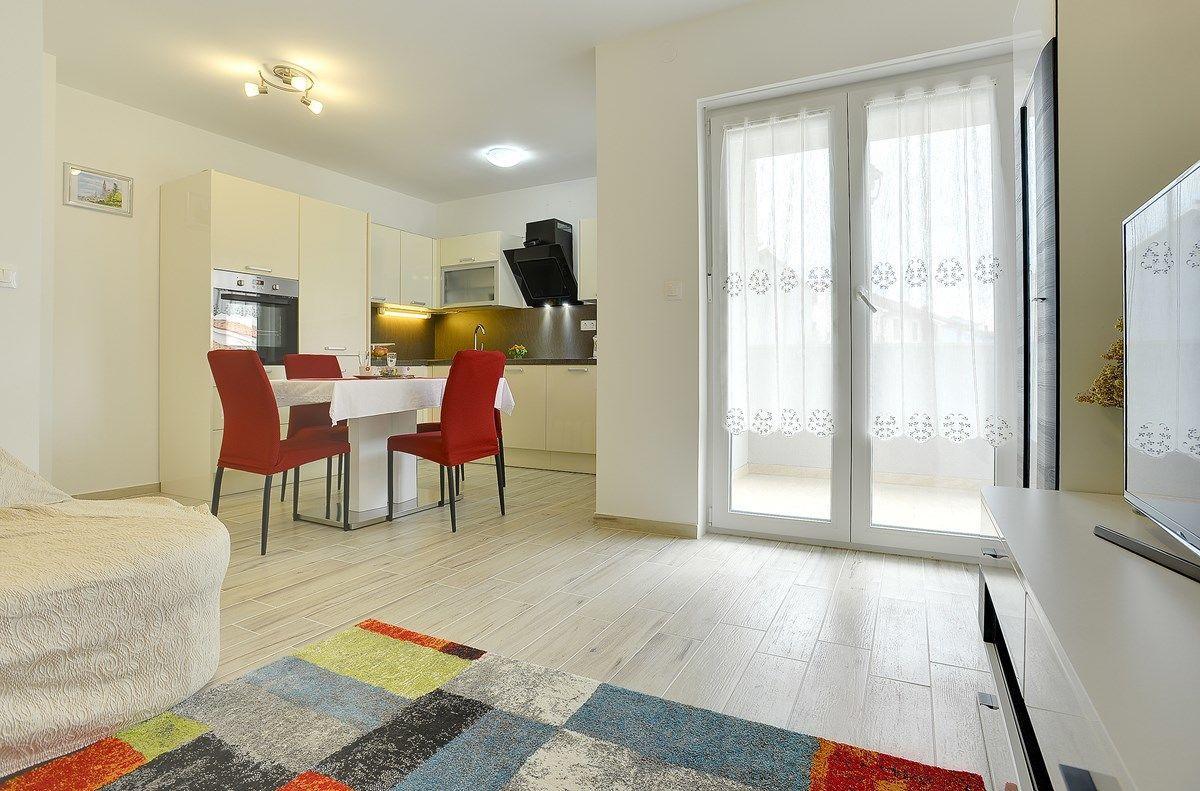 Apartments Elviana Pula Eksteriør billede